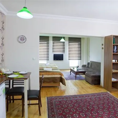 Ist House Отель 3*